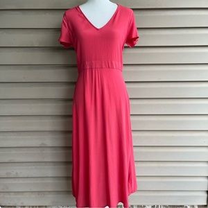 •GAP• V-Neck Rayon Midi Dress - Size 8